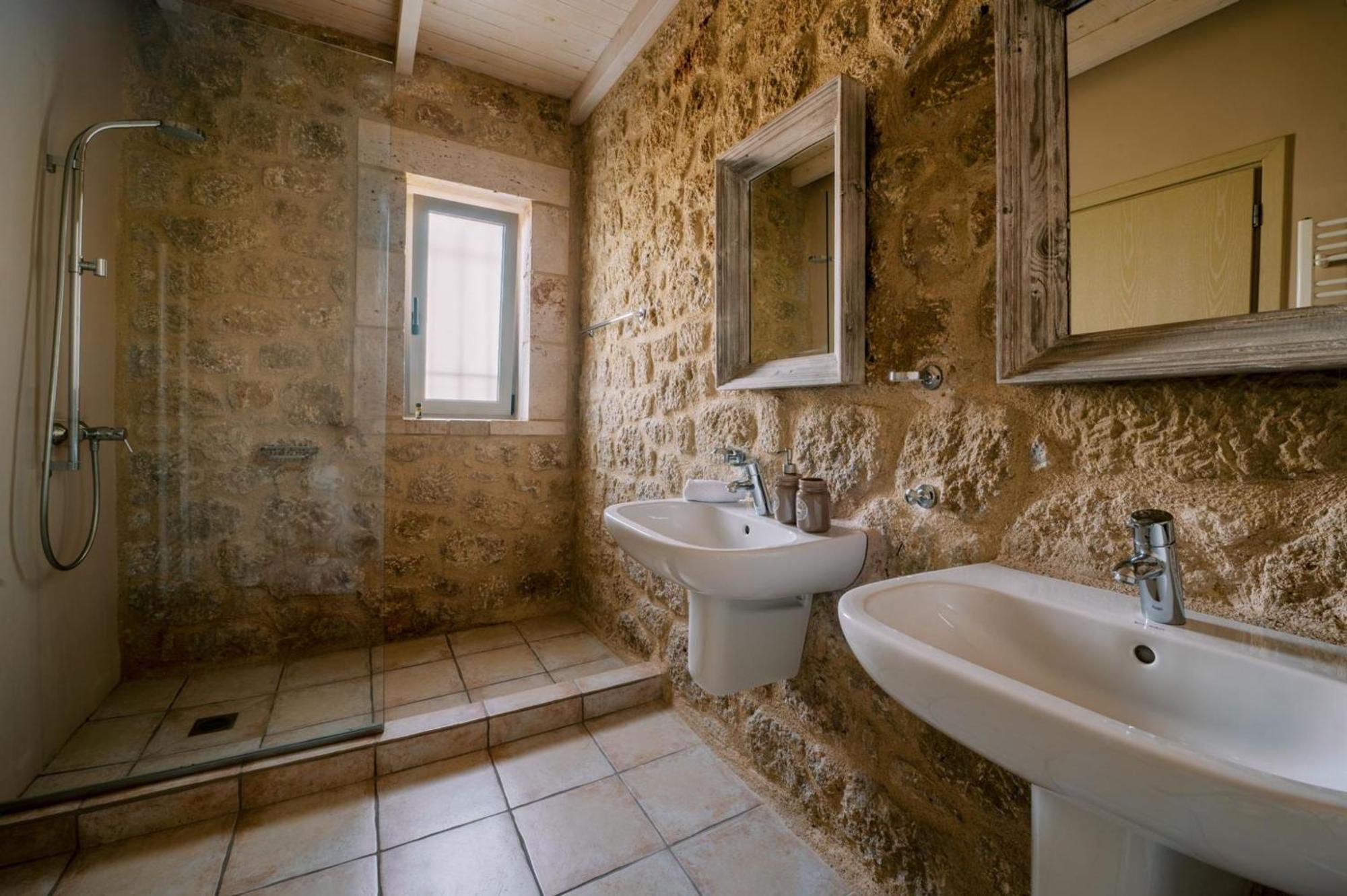 Riglia Villas מראה חיצוני תמונה